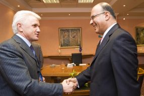 Vladimir Litvin and Marios Karoyan