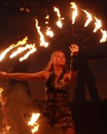 Артистка театра ”Firemagic” (Россия)