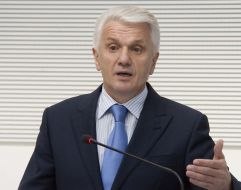 Володимир Литвин