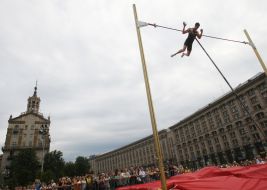 Pole vault
