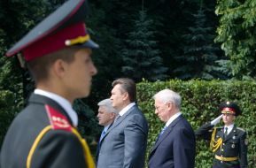 Vladimir Litvin, Viktor Yanukovich and Nikolai Azarov