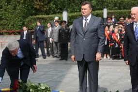 Vladimir Litvin, Viktor Yanukovich and Nikolai Azarov