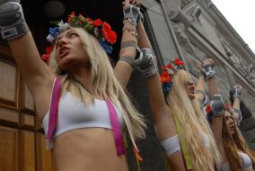 Активистки женского движения ”FEMEN”
