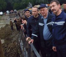 Нестор Шуфрич, Михайло Папієв  та Микола Азаров