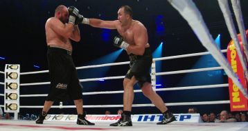 Паоло Відоц і Олександр Устинов