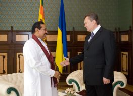 Viktor Yanukovich and Makhindi Radzhapaksi
