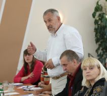 Участники заседания Комитета защиты Украины