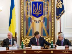 Николай Азаров, Виктор Янукович и Владимир Литвин