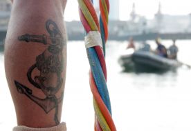 Татуировка на руке моряка