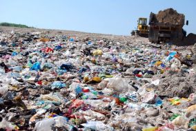 Reclaiming on a landfill