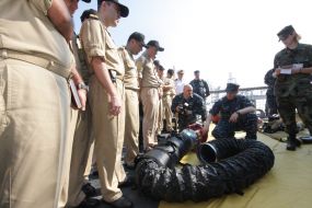 Моряки ВМС США и Турции