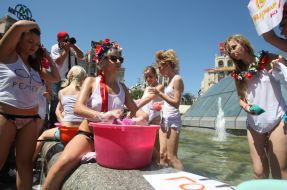 Активистки женского движения FEMEN