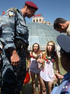 Активистки женского движения FEMEN