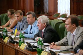 Aleksandr Medvedko фтв Sergey Kivalov