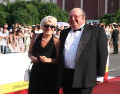 Олег Школьник  з дружиною Тетяною