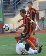 Yaroslav Rakitskiy, Dario Srna and Michael Alozi