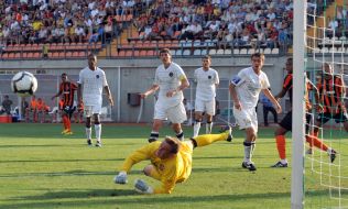 Players of SC ”Shakhtar” (Donetsk) and SC ”Metallurg” (Zaporozhye)