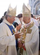 Ivan Yurkovich and Angelo Bagnasco