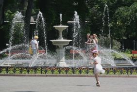 A fountain in the Odessa City park