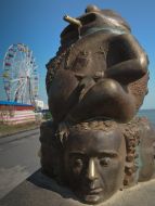 Monument to the frog