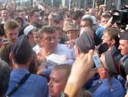 Police detain Boris Nemtsov