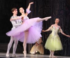 Балет «Лебедине озеро»