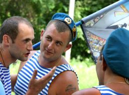 Veterans of airborne troops