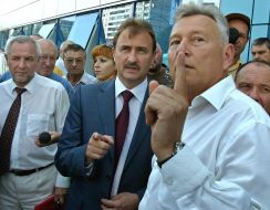 Alexandr Popov and Nicholay Lambutskiy