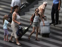 Passengers of the Kiev railway terminal