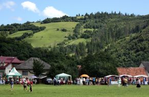 Bilberry festival ”Verkhovinskaya yafina”