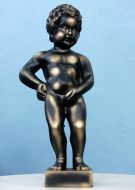 Копия символа Брюсселя ”Manneken Pis”