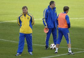 Yuriy Kalitvincev, Gennadiy Litovchenko and Sergey Rebrov