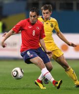 Fernando Meneses and Aleksandr Romanchuk