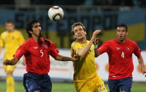 Marko Devic, Mauricio Isla and Osvaldo Gonzalez