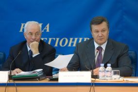 Микола Азаров та Віктор Янукович
