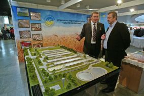 Alexandr Mostipan and Victor Kapustin