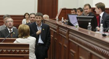 Oles Dovgiy and  Alexandr Popov