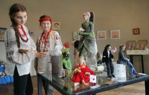 Exhibition of dolls