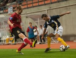 Shina dos Santos Joao Pedro and Dmitry Yeremenko