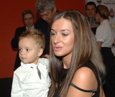 Stella Khudzhamova and Yevgeny Khudzhamov