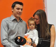 Рустам,  Стелла и Евгений Худжамовы