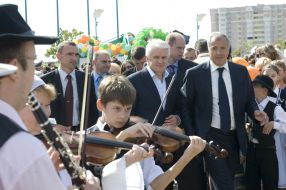Vladimir Novatskiy and Vladimir Litvin