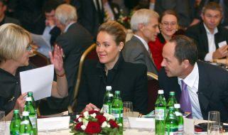 Natalya Izosimova, Sergey Tigipko and Natalya Korolevskaya