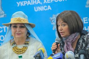 Natalya Bondarchuk and Raisa Nedashkovskaya