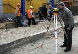 Reconstruction of light rail line