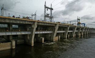 Гребля Київської ГЕС