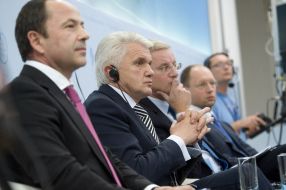 Sergey Tigipko, Vladimir Litvin, Carl Bildt and Arseniy Yatsenyuk