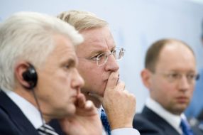 Vladimir Litvin, Carl Bildt and Arseniy Yatsenyuk
