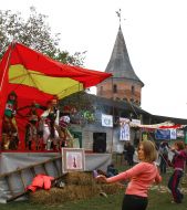 Учасниці фестивалю «FreeHumansFest»