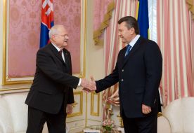 Ivan Gasparovic and Viktor Yanukovych